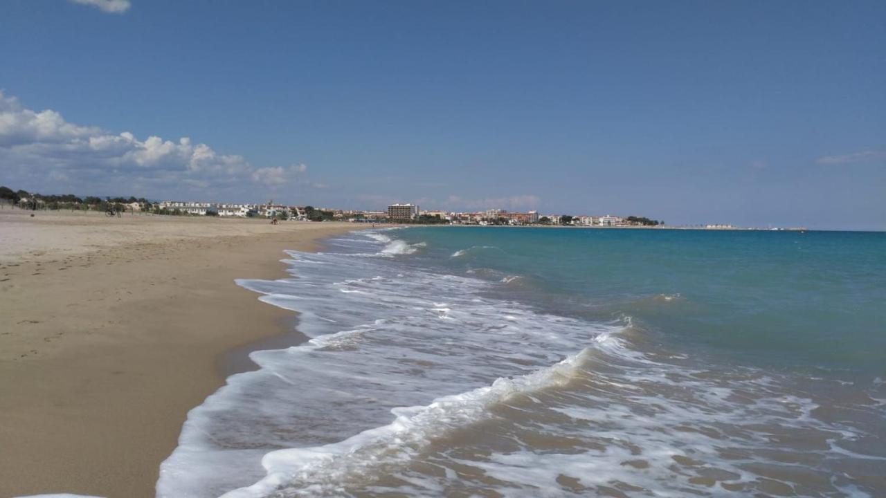 Apartamento Con Vistas, Entre Mar Y Montana ロスピタレート・デ・リンファント エクステリア 写真