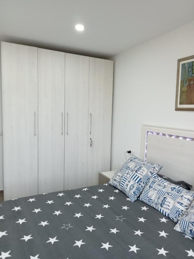 Apartamento Con Vistas, Entre Mar Y Montana ロスピタレート・デ・リンファント エクステリア 写真
